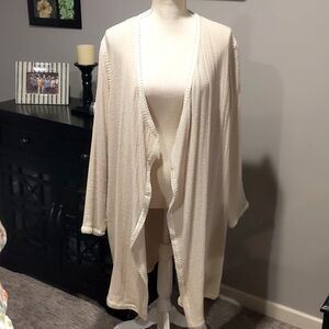 Soft Surrounding cream colored cardigan size Large w/ lots of extra room